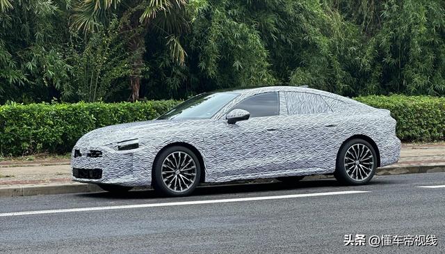 新车 | 搭“国货”NOA智驾辅助，上汽奥迪A5L Sportback明年初发布